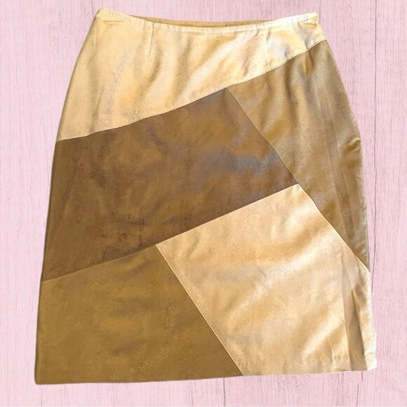 Vintage Liz Claiborne faux suede patchwork skirt - Picture 5 of 10